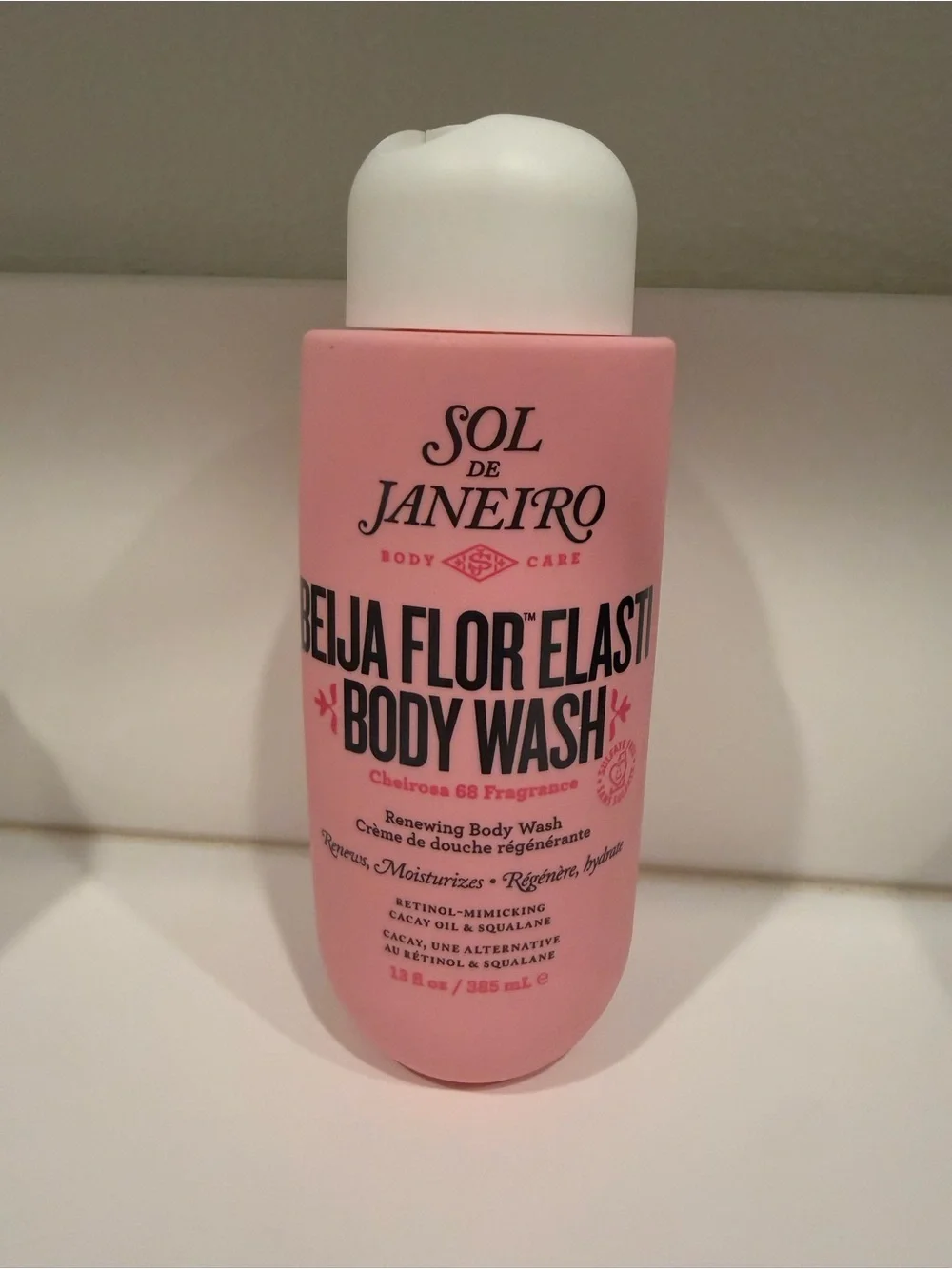 Sol de Janeiro Beija Flor Elasticizing Body Wash - Pink with White Cap